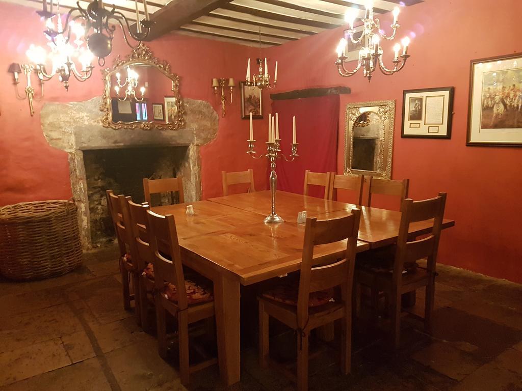 Churston Ferrers Churston Court Hotel מראה חיצוני תמונה